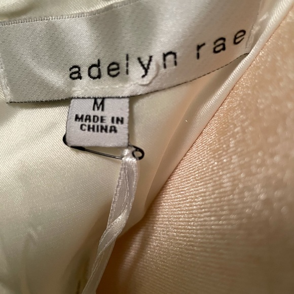 Adelyn Rae Lace Romper - Picture 2 of 5